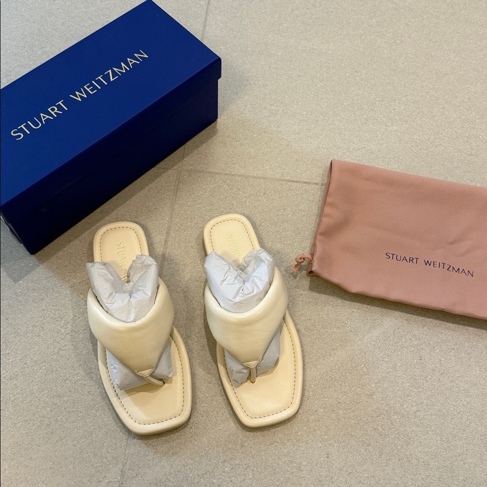 Stuart Weitzman Maui Slip On Flip Flop Sandals. NWT - Picture 6 of 13